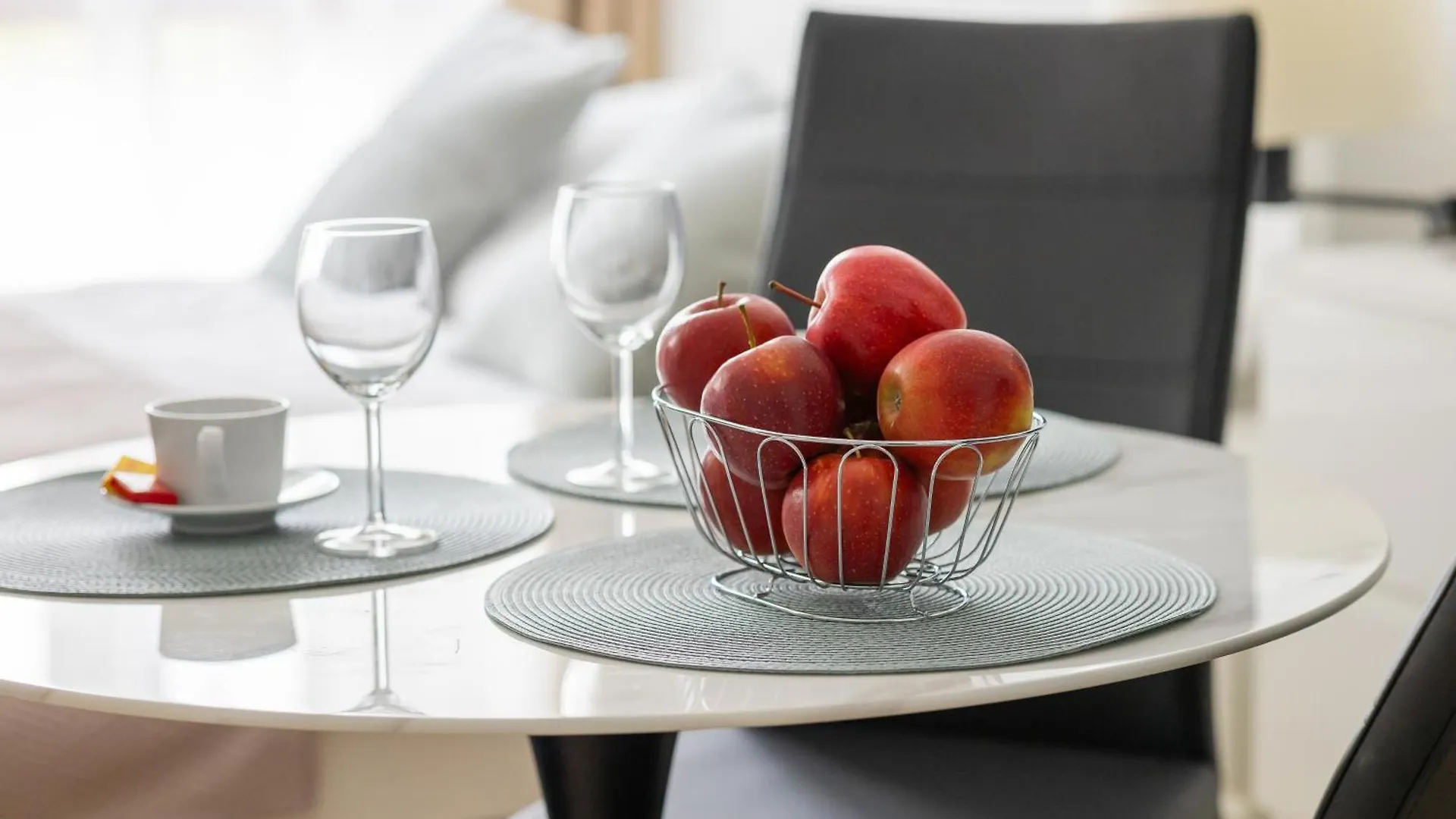 Apartment Sarmacka 27 Studio 3-Close To Medicover And Paley Warsaw Poland