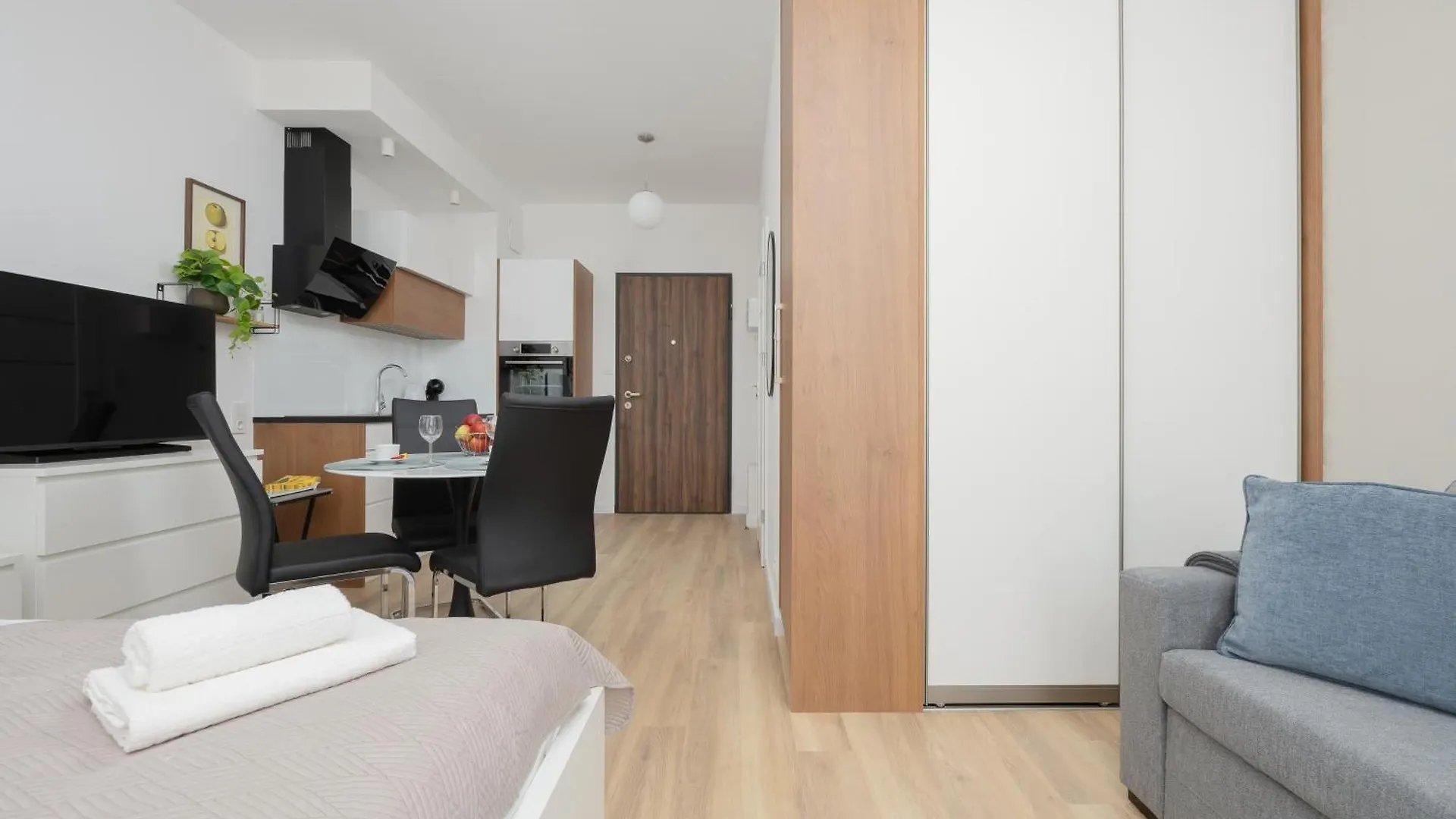 Sarmacka 27 Studio 3-Close To Medicover And Paley Warsaw