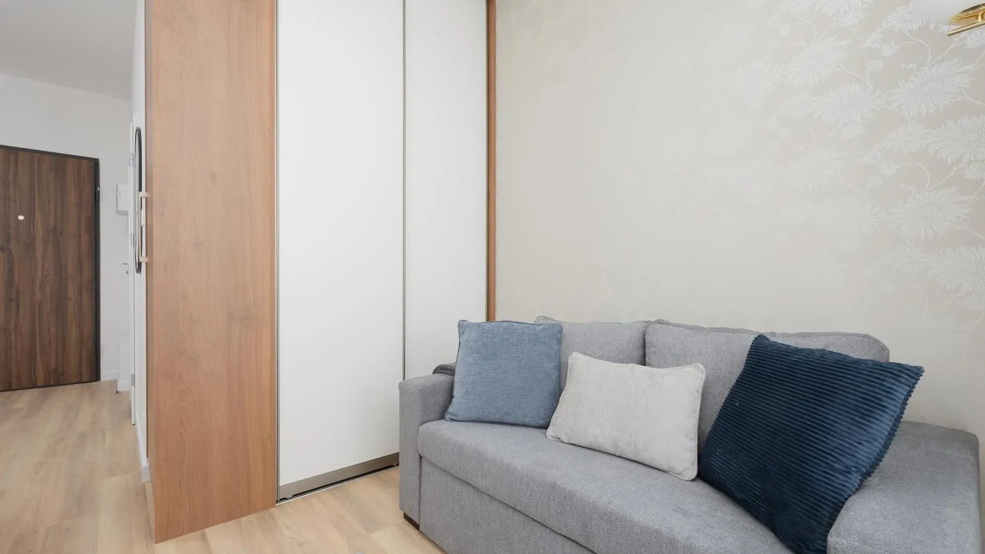 Apartment Sarmacka 27 Studio 3-Close To Medicover And Paley Warsaw