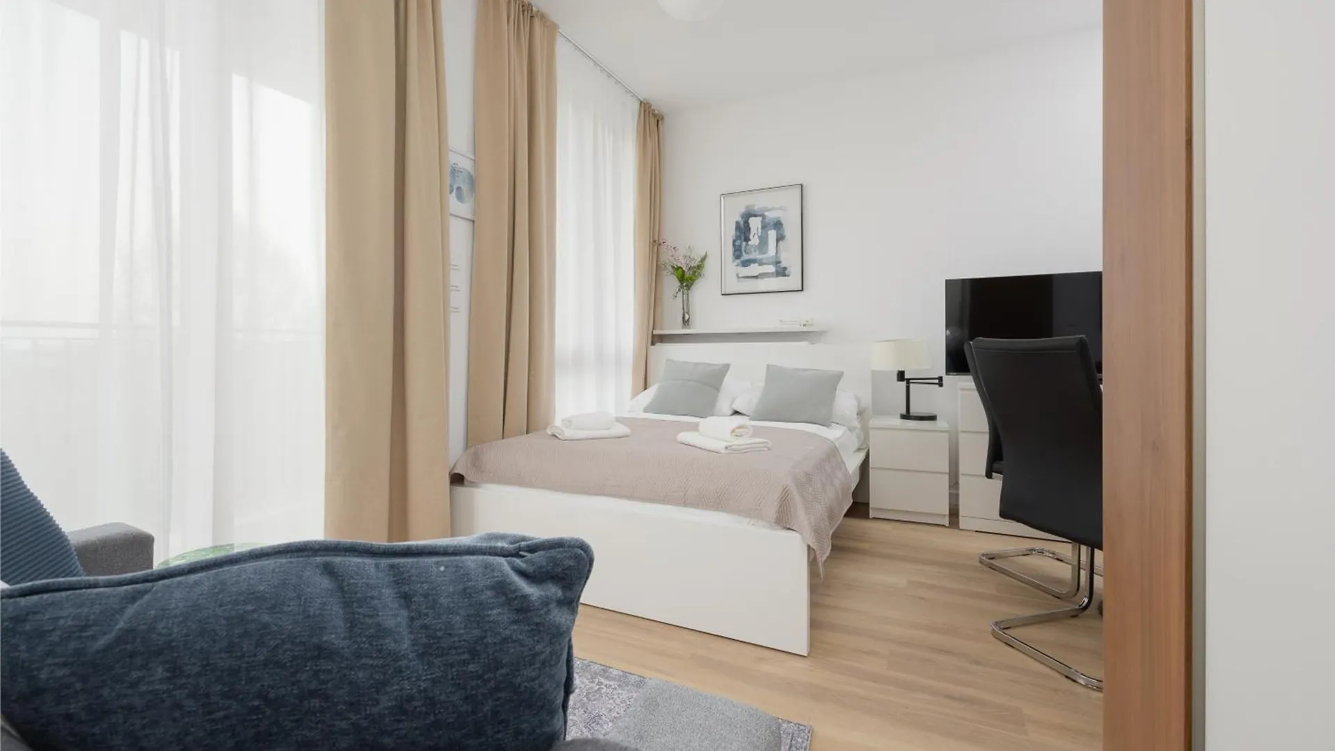 Sarmacka 27 Studio 3-Close To Medicover And Paley Warsaw Apartment
